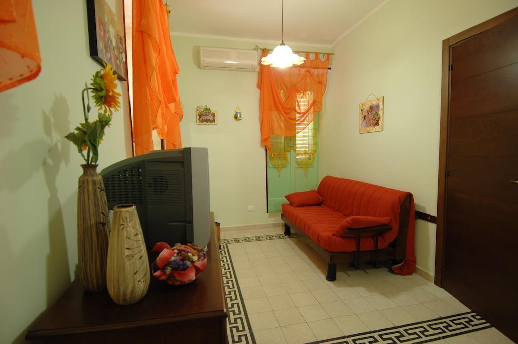 Residence La Casa Di Vittorio Lettomanoppello Habitación foto